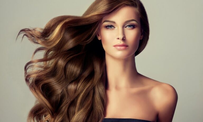 Ζωντάνια στα άτονα μαλλιά σε ένα λεπτό!