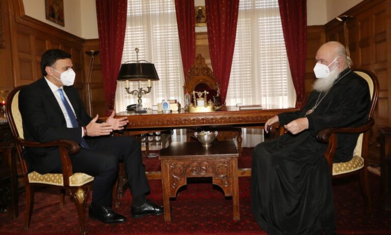 Συνάντηση Βασίλη Κικίλια με τον Αρχιεπίσκοπο Αθηνών και πάσης Ελλάδος Ιερώνυμο