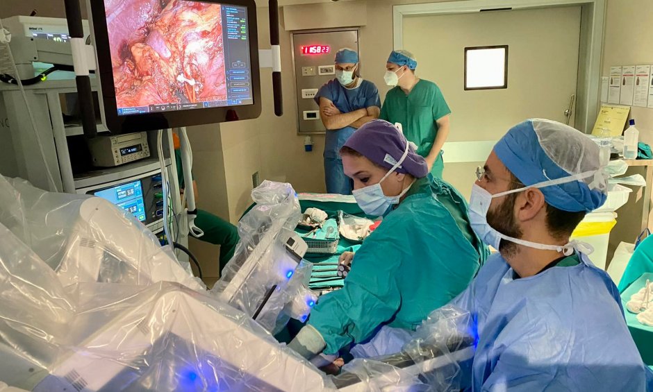 Στο Ιατρικό Κέντρο Αθηνών η πρώτη ουρολογική επέμβαση με το ρομποτικό σύστημα Da Vinci X 4ης γενιάς!