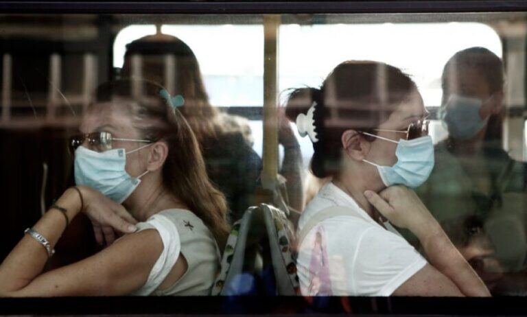 Κορονοϊός: Τέλος οι μάσκες στα ΜΜΜ - Πού παραμένουν σε ισχύ τα μέτρα;