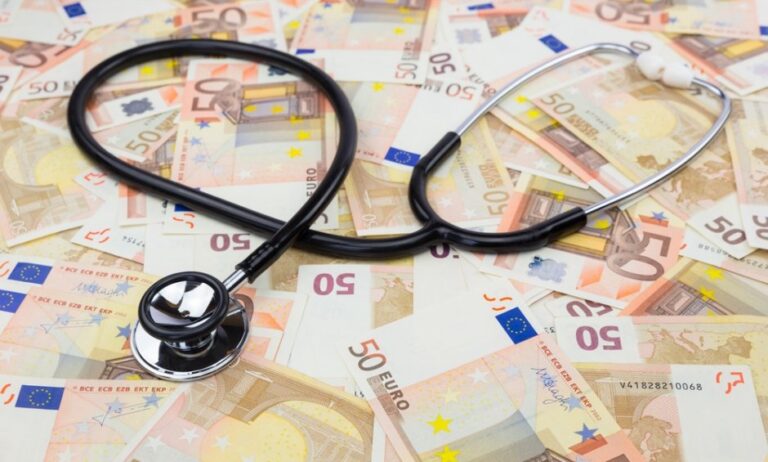 Ξεκίνησε η αποπληρωμή των οφειλών του Υπουργείου Υγείας