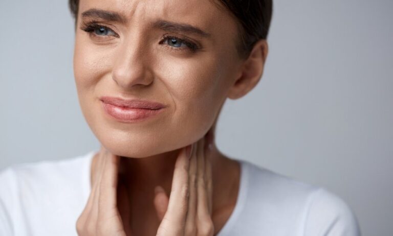 Τι μπορούμε να κάνουμε, όταν πονάει ο λαιμός μας;