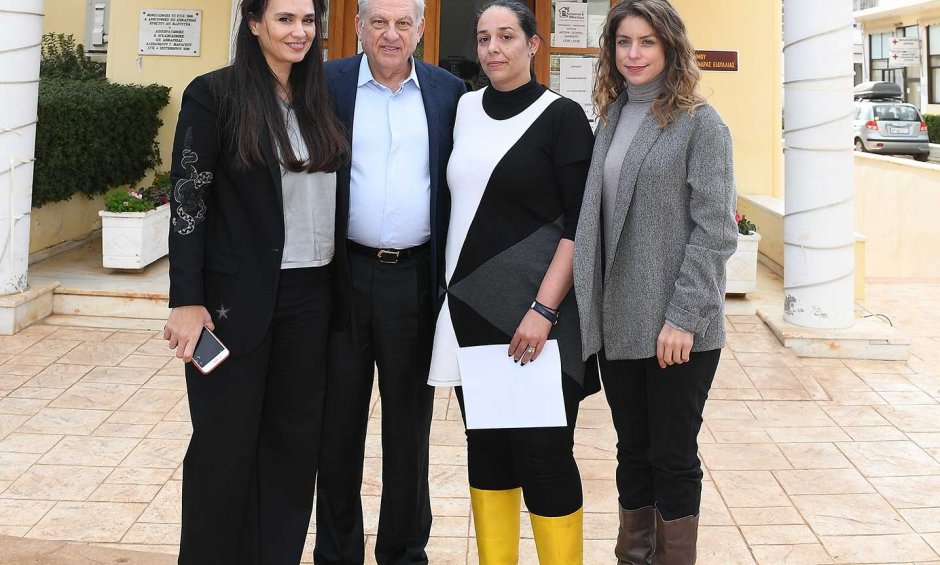 ΙΑΣΩ-ΙΑΣΩ Παίδων: Επίσκεψη του Δρ. Γεώργιου Σταματίου στη Μάνδρα