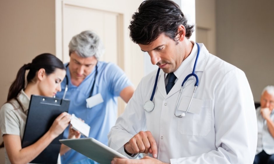 Επιστολή ΣΟΚ από 120 Πανεπιστημιακούς για την Υγεία