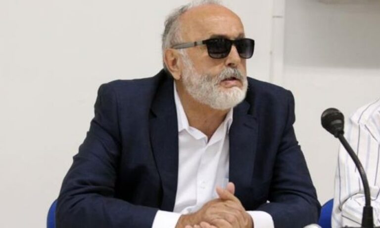 Ο Κουρουμπλής ξηλώνει όλους τους διοικητές των νοσοκομείων