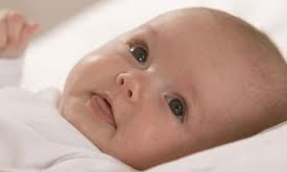 Μειώνονται οι γεννήσεις στην Ελλάδα