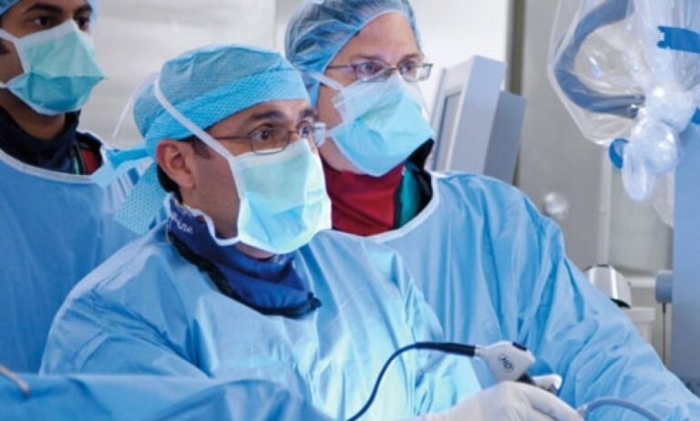 Επιτυχημένη η πρώτη Ρομποτική Νεφρεκτομή στο Ιατρικό Κέντρο Αθηνών