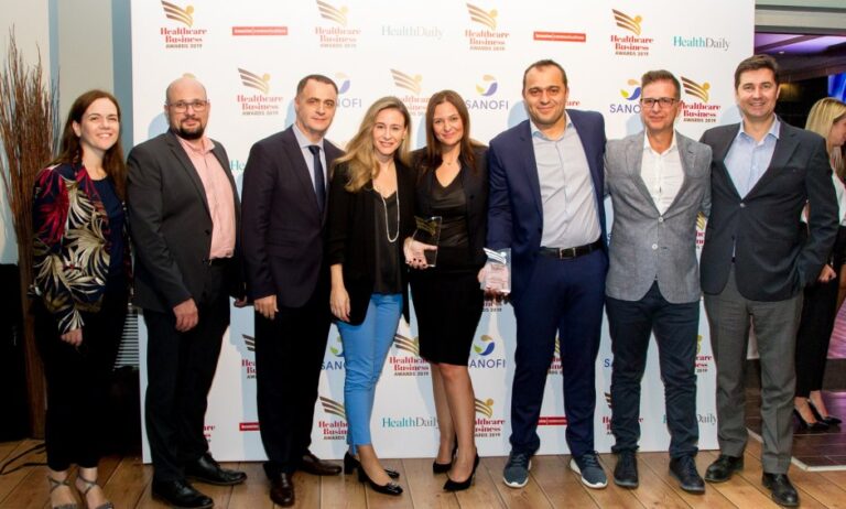 Διπλή βράβευση της Bristol-Myers Squibb για την εκστρατεία «Πάτα το Κουμπί, Χτύπα τον Καρκίνο»