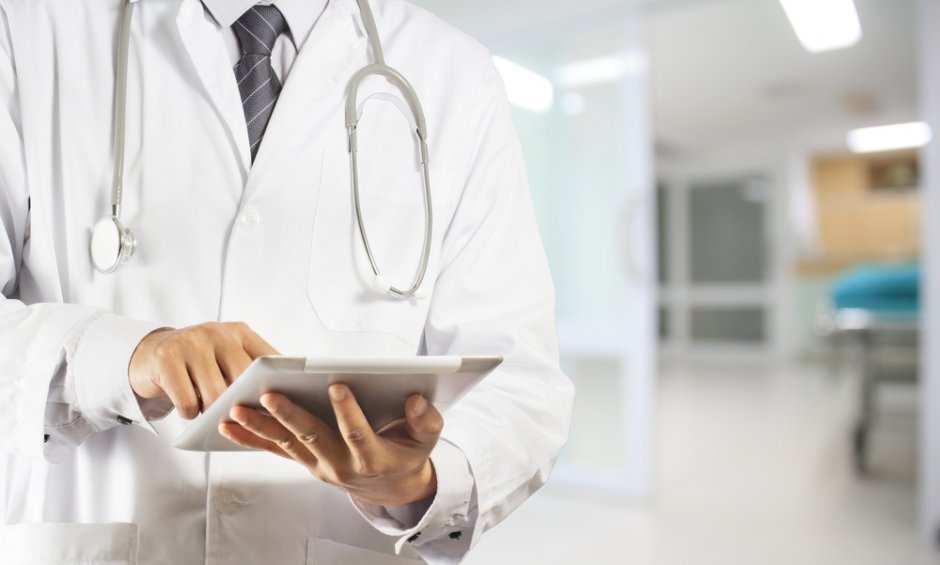 Η τεχνολογία στην αντιμετώπιση του Αλτσχάιμερ και της άνοιας