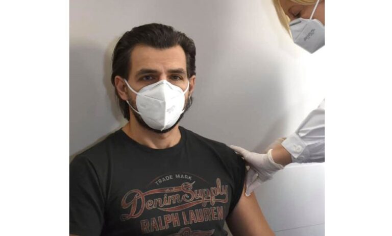 Εμβολιάστηκε ο Δρ. Βασίλης Αποστολόπουλος, Διευθύνων Σύμβουλος, Ομίλου Ιατρικού Αθηνών