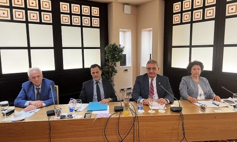 Συστράτευση των υγειονομικών για την αποκατάσταση της συνταξιοδοτικής αδικίας