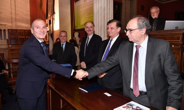 Τιμητική διάκριση της Lavipharm από το  Εθνικό Καποδιστριακό Πανεπιστήμιο Αθηνών