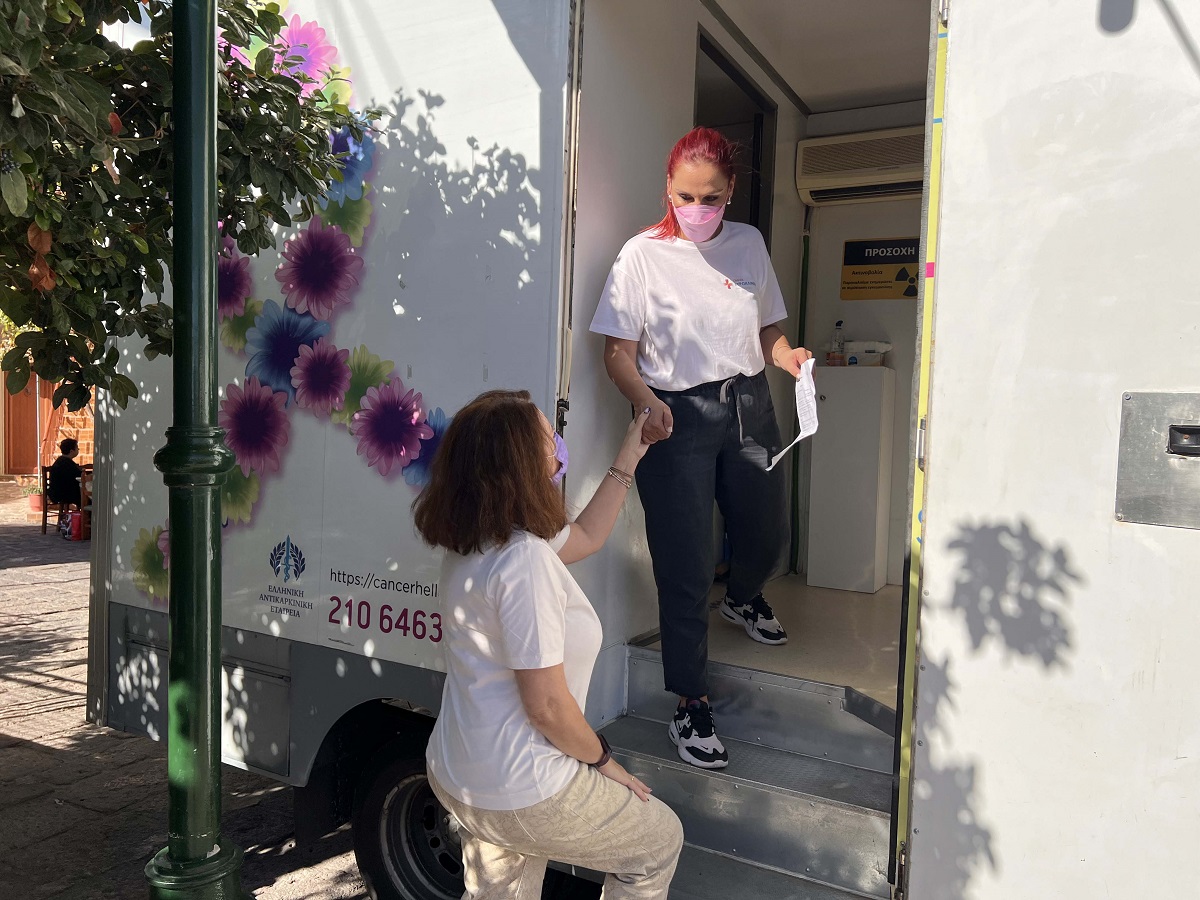 photo_2_omilos_eyroklinikis-lesvos_dorean_mastografies_yperihografimata_kai_exetaseis_mastoy