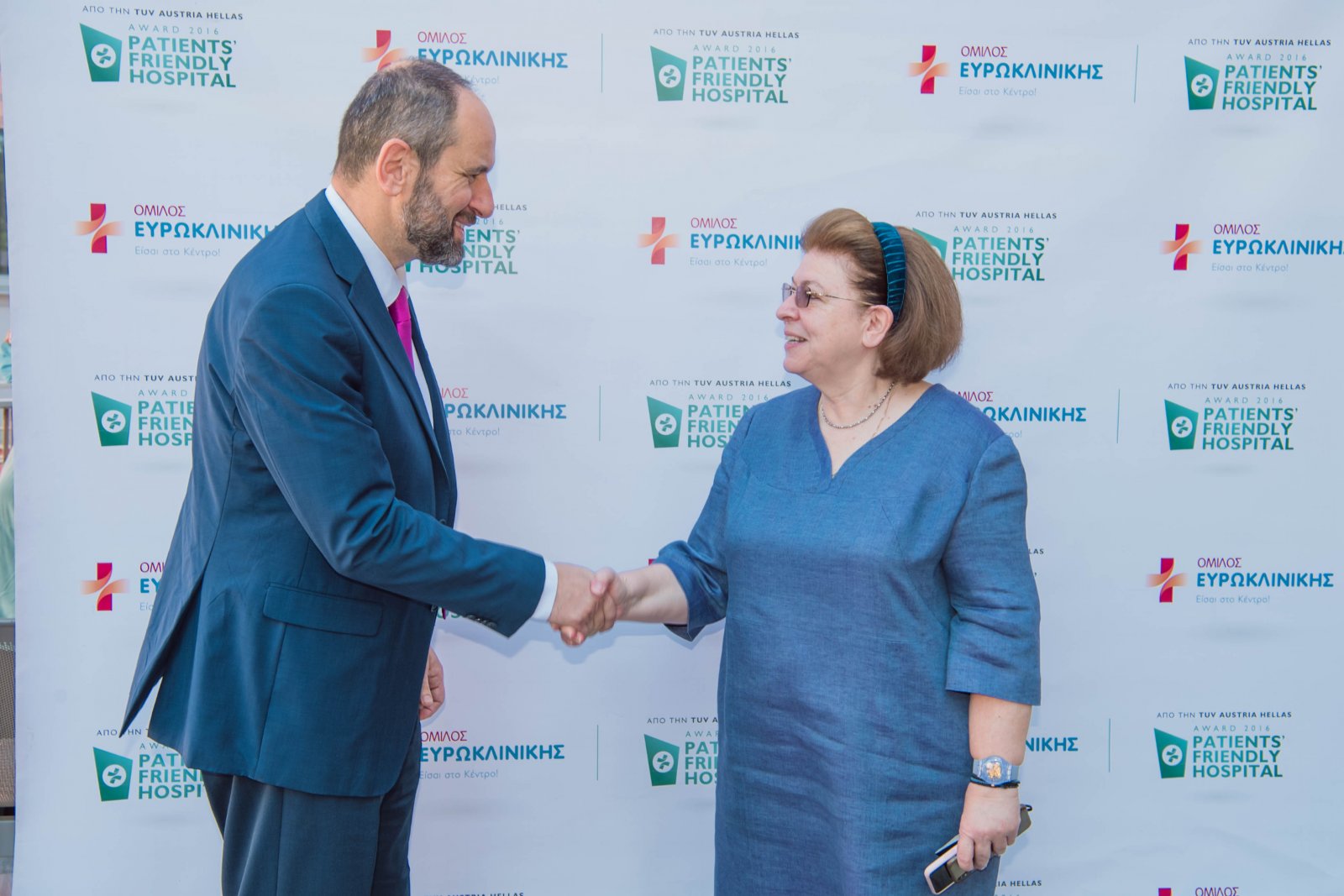 photo_4_omilos_eyroklinikis_me_aytomato_apinidoti_exoplizetai_o_arhaiologikos_horos_tis_akropolis