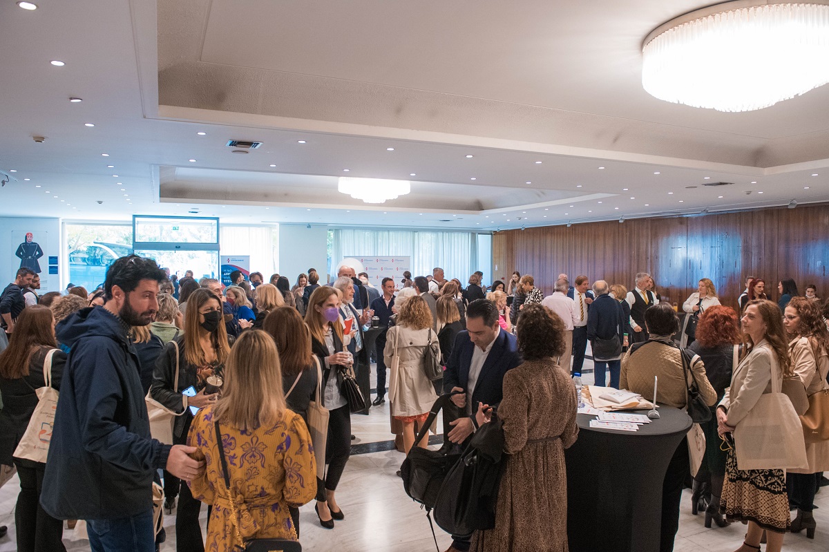 photo_7_eyrokliniki_paidon_20_hronia-epeteiaki_epistimoniki_imerida-1