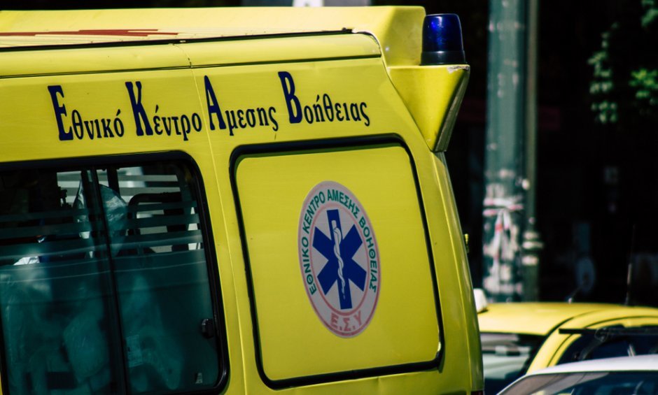 ΕΚΑΒ: Επιχειρησιακή ετοιμότητα με έκτακτα μέτρα κάλυψης του Εθνικού Οδικού Δικτύου για τις γιορτές