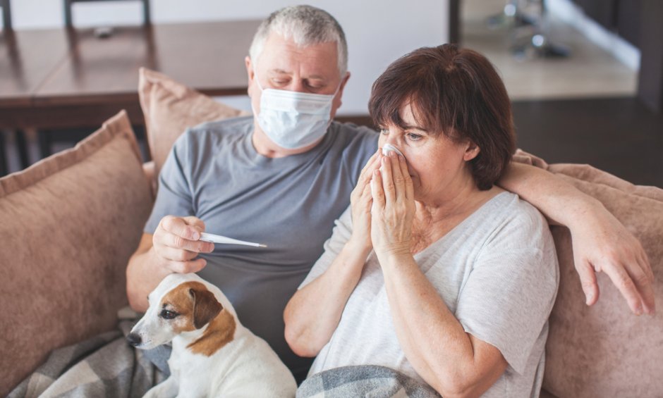 Είναι γρίπη, RSV ή COVID; Τους ειδικούς απασχολεί η «Τρι-δημία»!