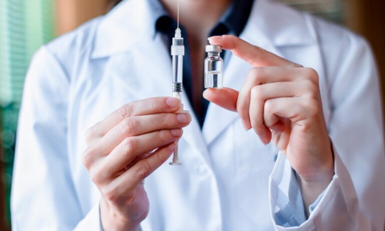 Ευρωπαϊκή Εβδομάδα Εμβολιασμού: Αφιερωμένη στους Επαγγελματίες Υγείας και τον καθημερινό αγώνα που δίνουν στην αντιμετώπιση της πανδημίας του COVID- 19