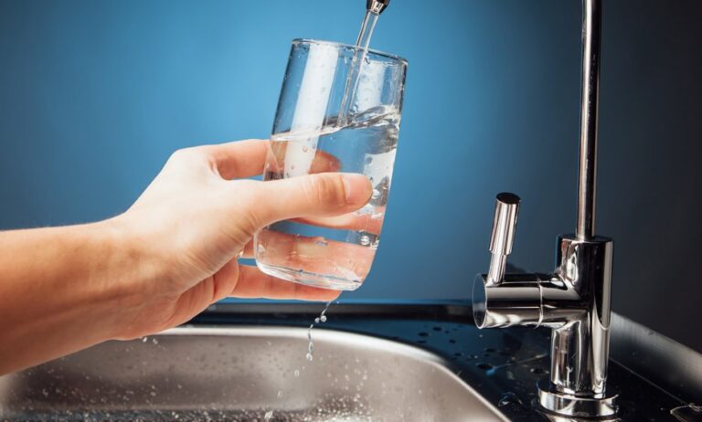 Πόσο ασφαλές είναι το νερό της βρύσης;