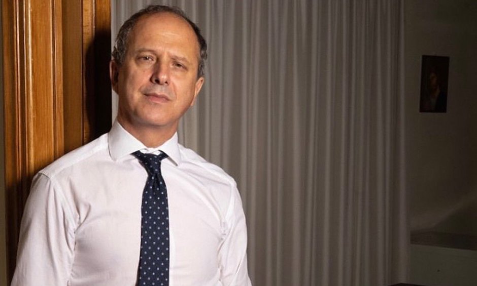 Θεόδωρος Μαριόλης Σαψάκος: Η ελκώδης κολίτιδα εμφανίζεται συνήθως στις ηλικίες 15-30 ετών