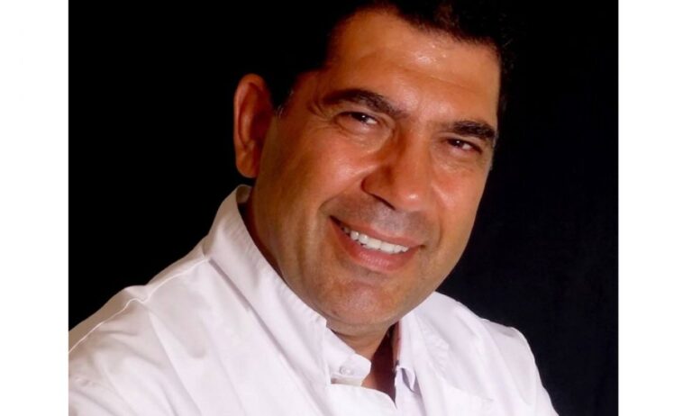 Θεραπείες ομορφιάς για να είστε λαμπερές στις γιορτές!