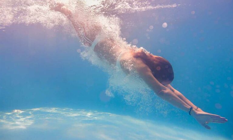 Πώς να αποφύγετε τους τραυματισμούς της σπονδυλικής στήλης στις διακοπές!